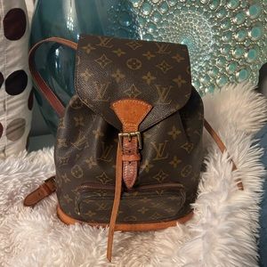 Louis Vuitton Monogram Montsouris MM Drawstring backpack